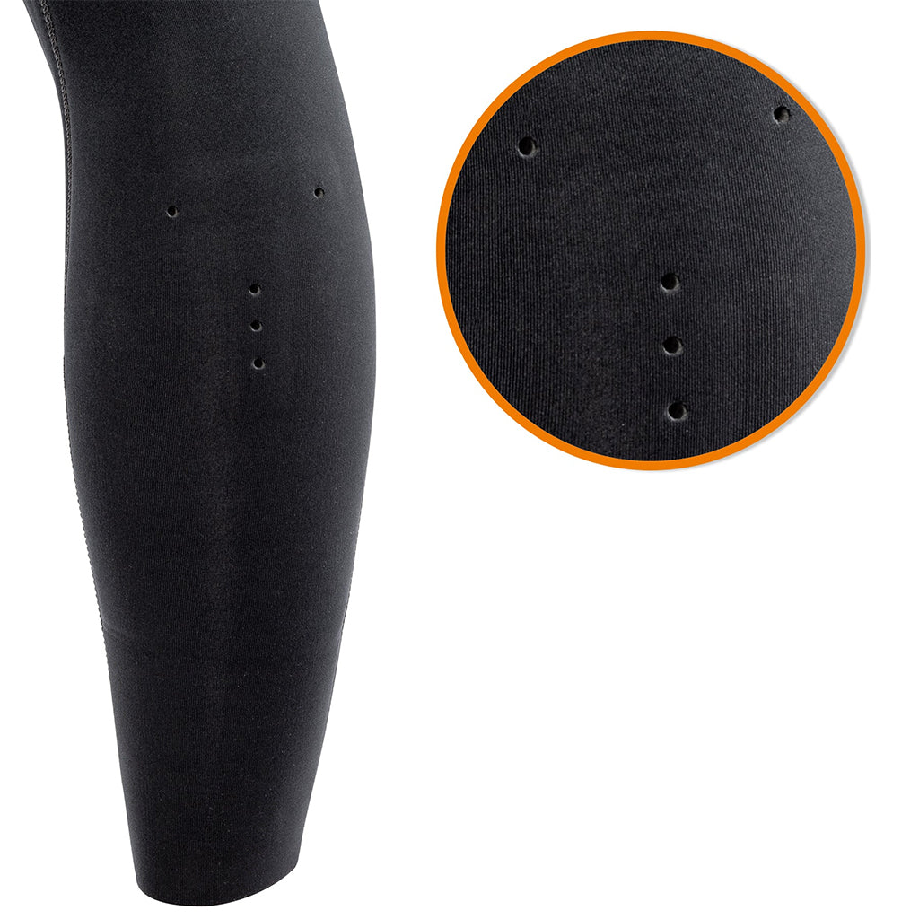 This is the closeup back view of the JetPilot L.R.E. Element 3-2 GBS Wetsuit featuring the calf drain holes.